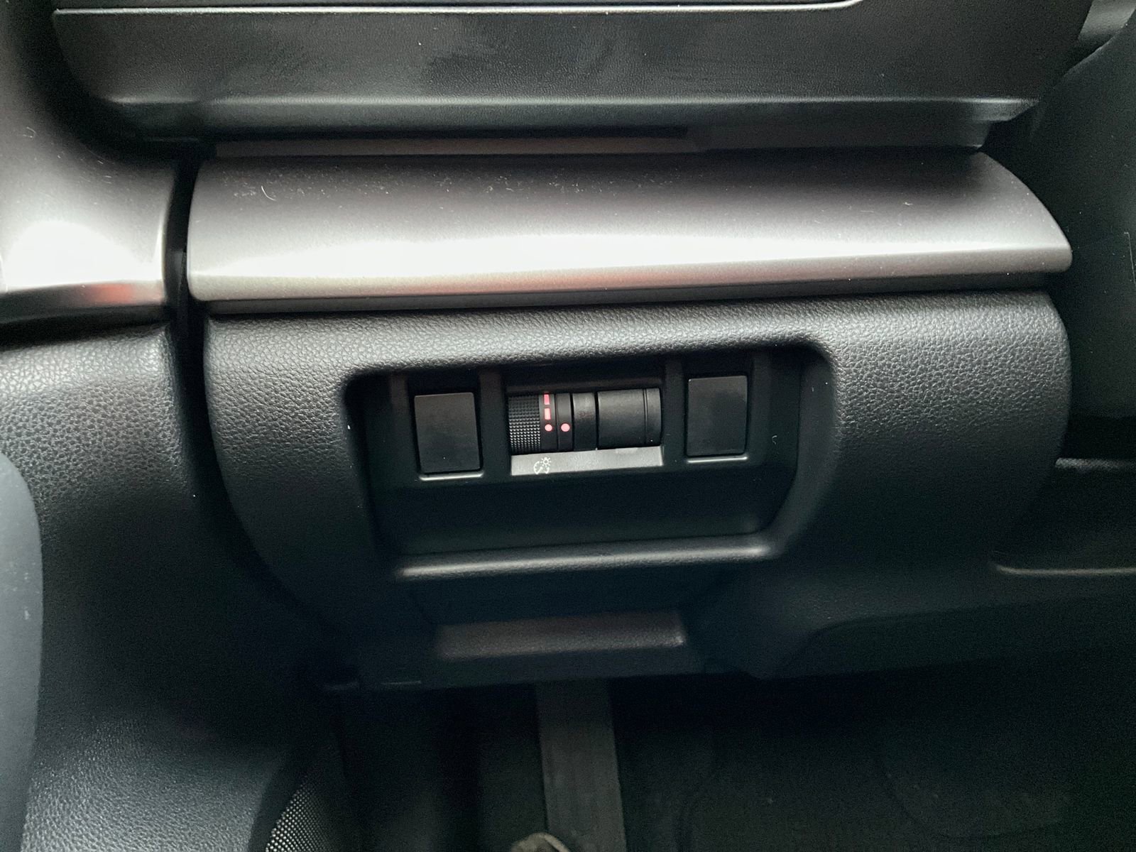 Certified 2025 Subaru Impreza 2.0i Sport image 26