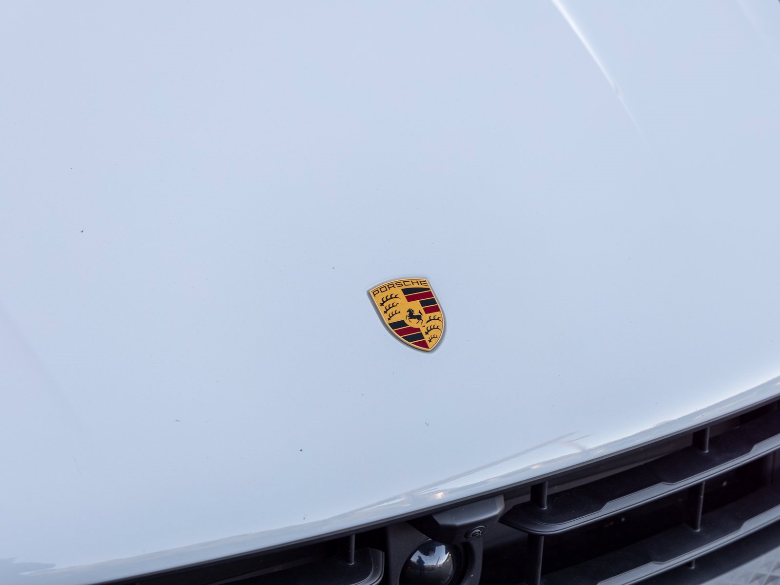 Certified 2023 Porsche Macan S image 15