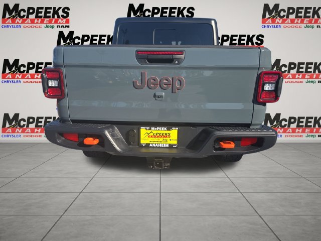 Used 2026 Jeep Gladiator Mojave AWD/4WD image 5