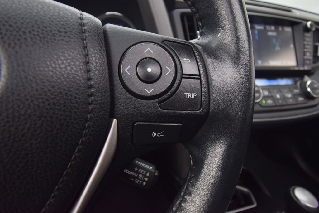 Used 2016 Toyota RAV4 Limited AWD/4WD image 37