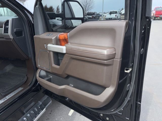 Used 2022 Ford F250 King Ranch w/ Chrome Package AWD/4WD image 9