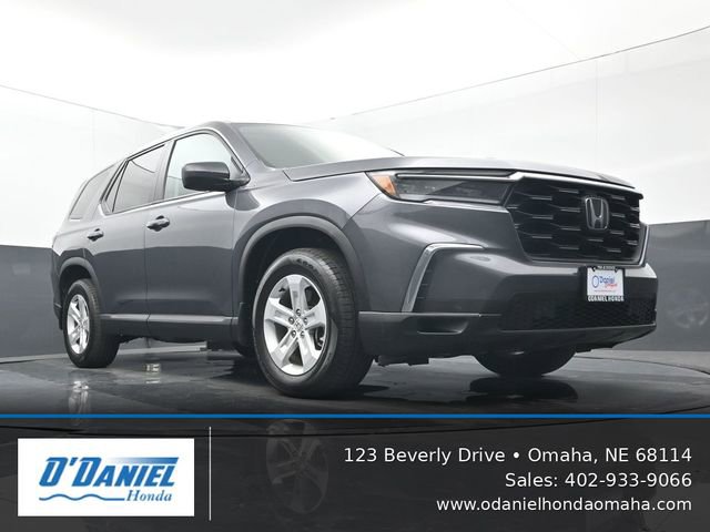 Used 2023 Honda Pilot LX image 14