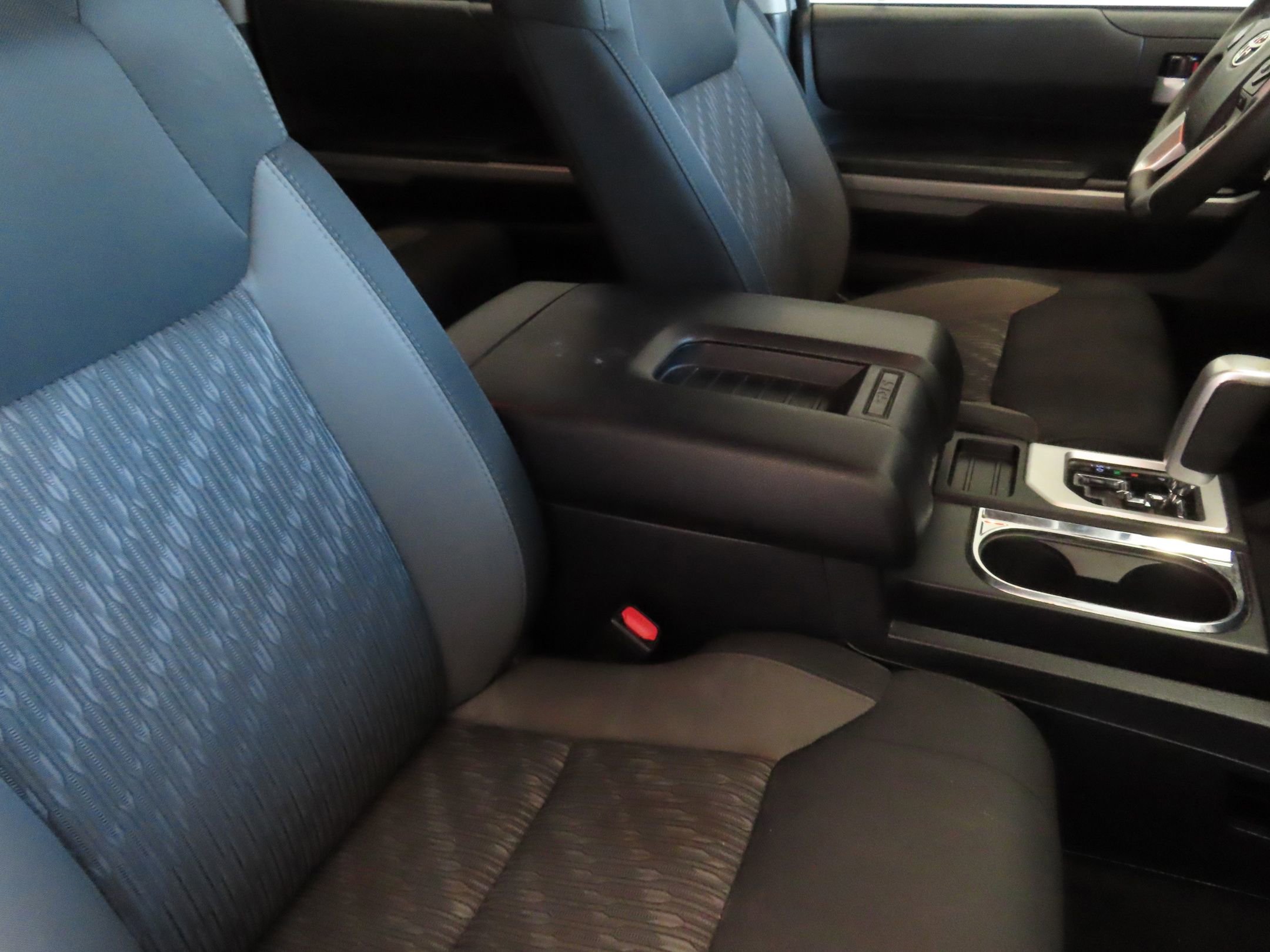 Used 2019 Toyota Tundra SR5 w/ SR5 Upgrade Package image 26