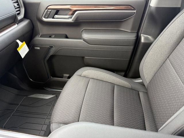 New 2026 Chevrolet Silverado 1500 RST w/ Redline Edition AWD/4WD image 15