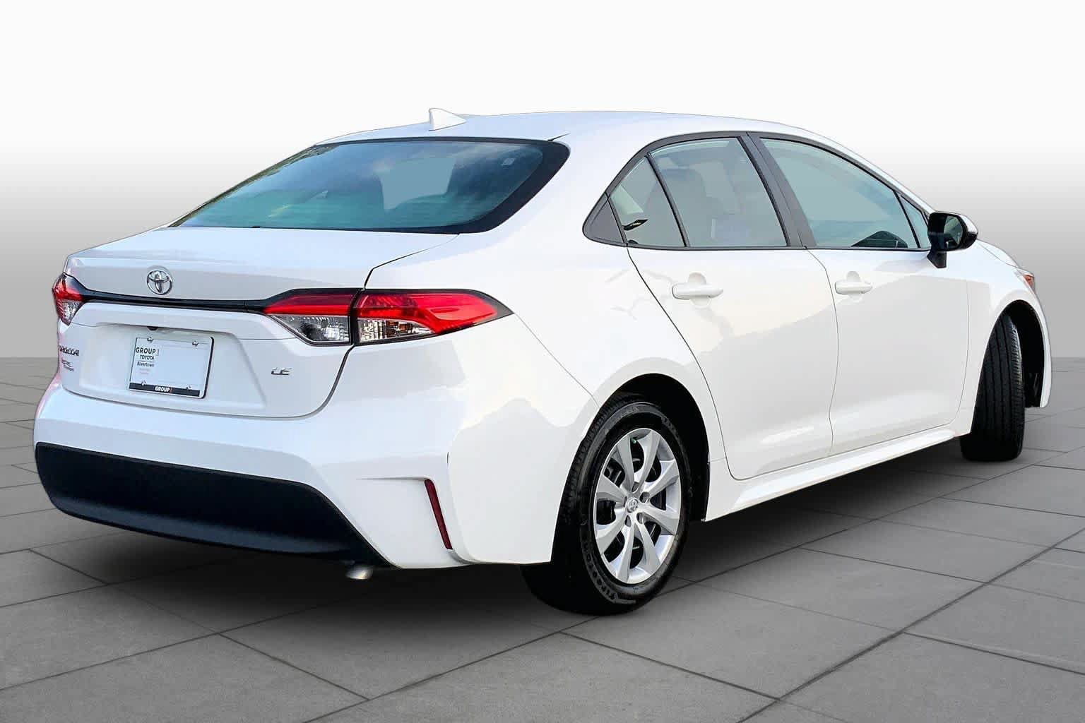Used 2024 Toyota Corolla LE FWD image 12
