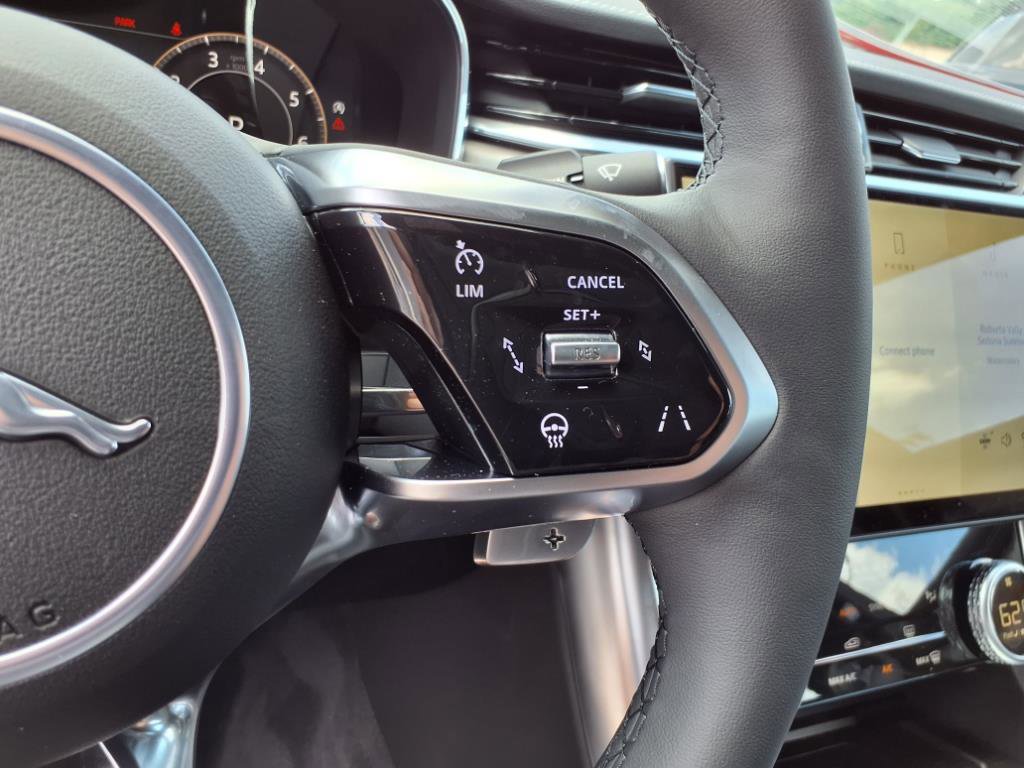 Used 2024 Jaguar XF R-Dynamic SE AWD/4WD image 16