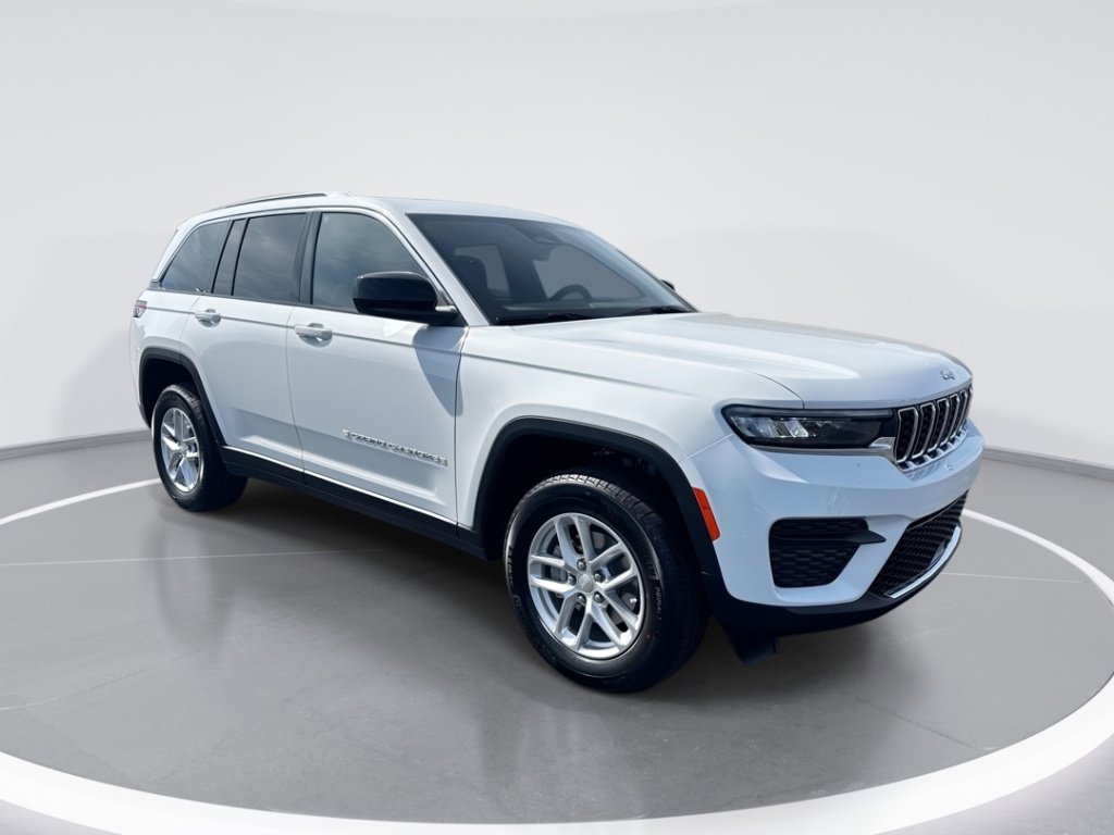 New 2025 Jeep Grand Cherokee Laredo X