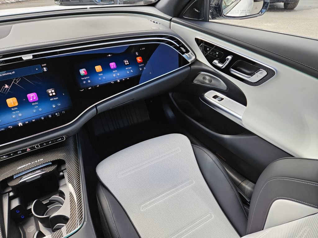 New 2026 Mercedes-Benz E 53 AMG e 4MATIC Sedan image 16