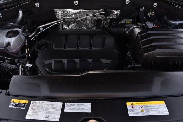 Used 2025 Volkswagen Atlas Cross Sport SE FWD image 26