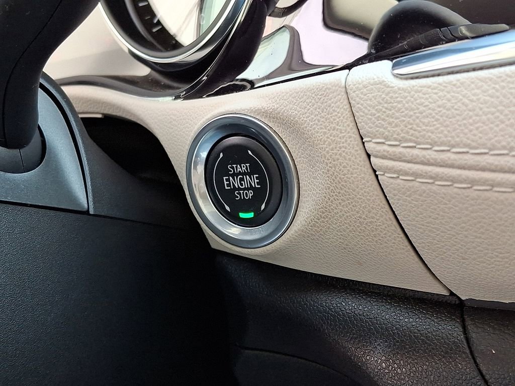 Used 2021 Buick Encore GX Select image 22