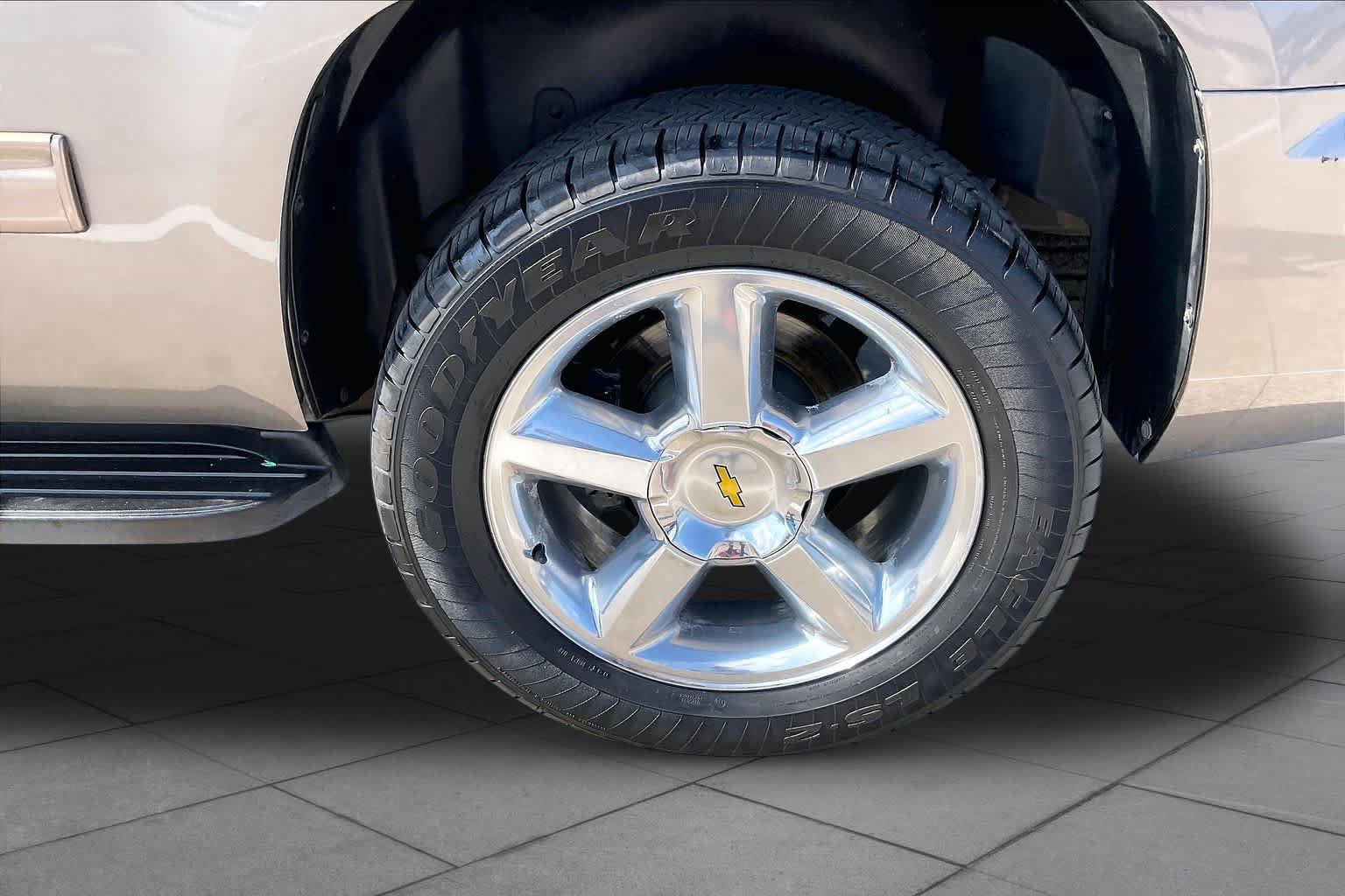 Used 2011 Chevrolet Tahoe LT w/ Texas Edition RWD image 8