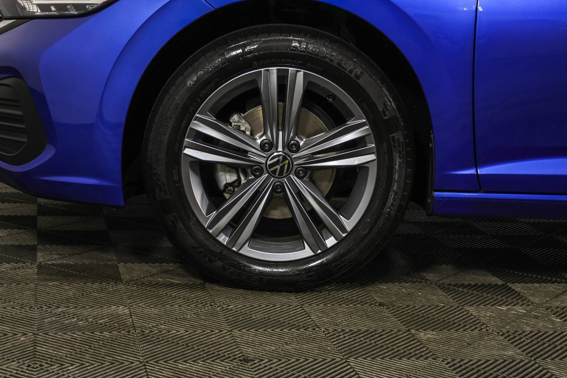 Used 2024 Volkswagen Jetta SE image 20