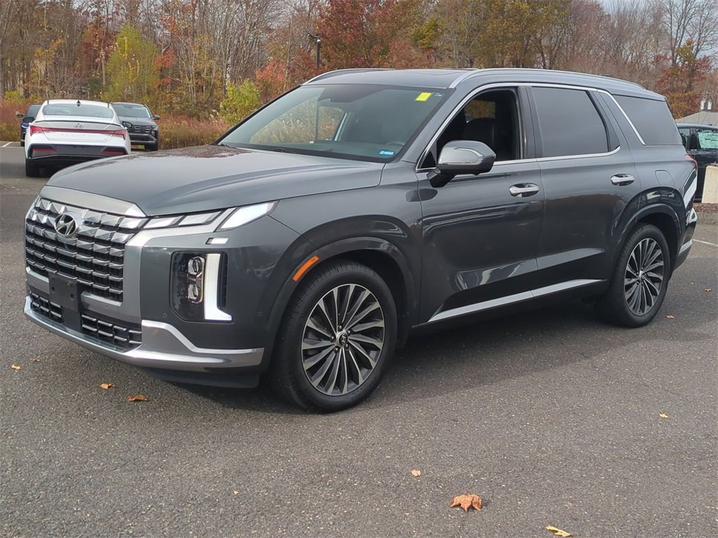Used 2023 Hyundai Palisade Calligraphy image 7