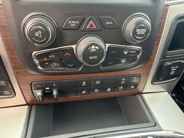 Used 2017 RAM 1500 Laramie AWD/4WD image 23