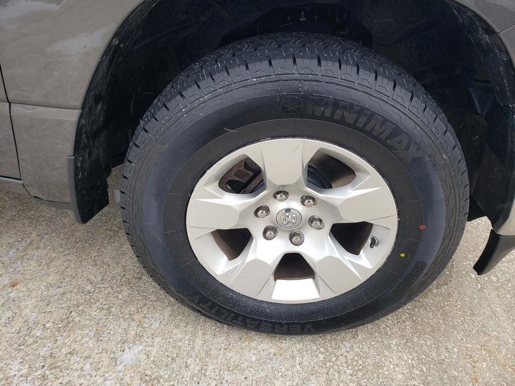 Used 2020 RAM 1500 Big Horn AWD/4WD image 46