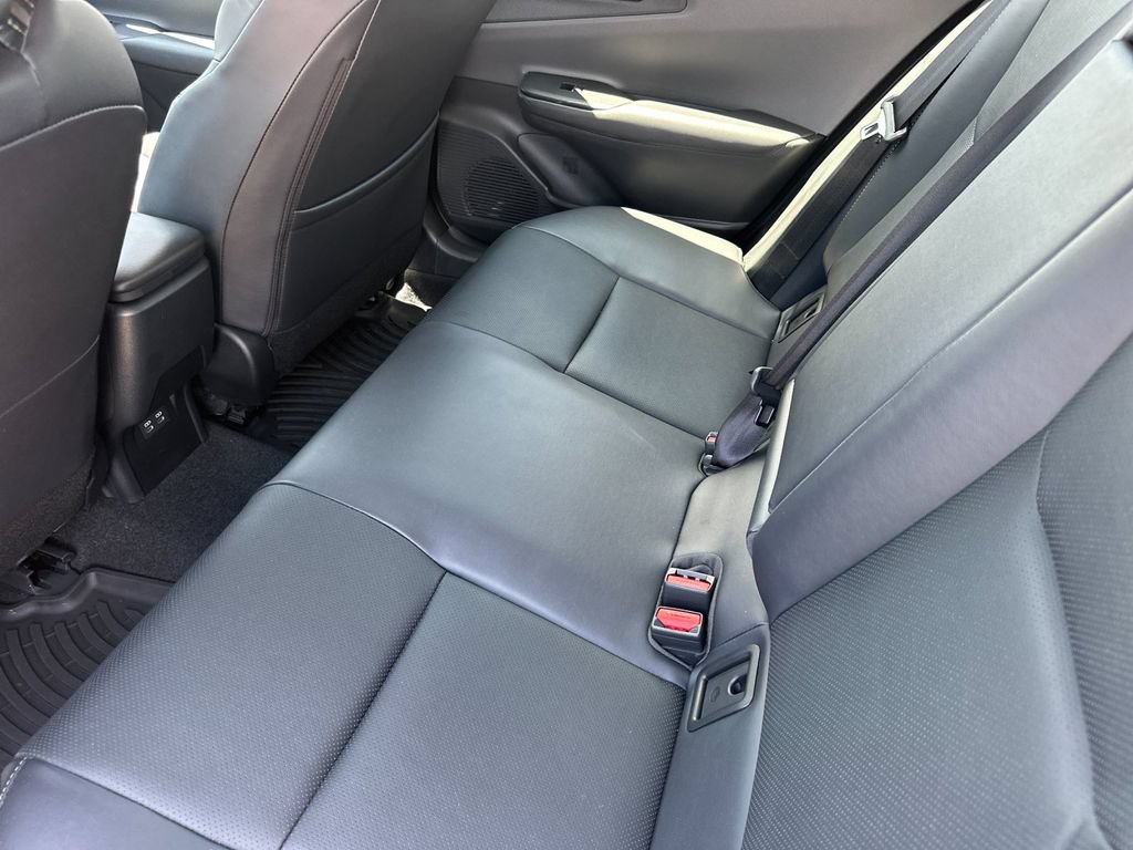 Used 2025 Toyota Prius Limited FWD image 12