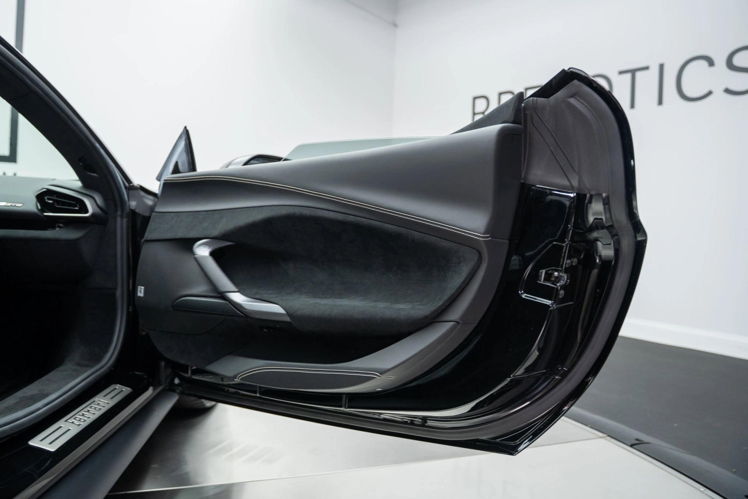 Used 2022 Ferrari 296 GTB image 27