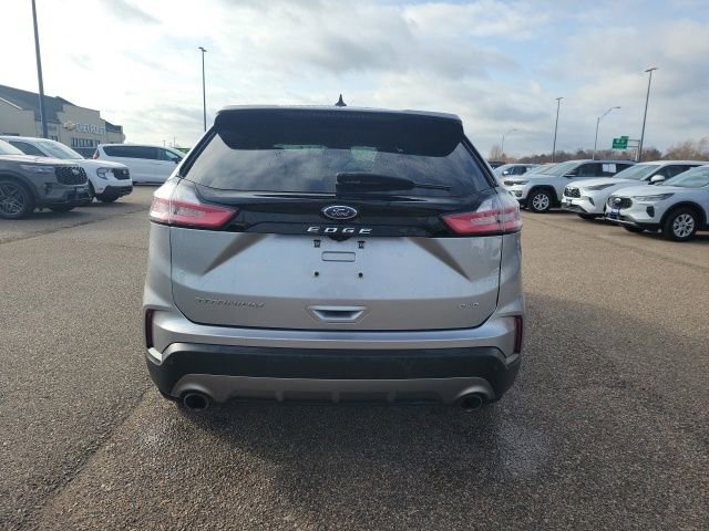 Used 2024 Ford Edge Titanium image 23