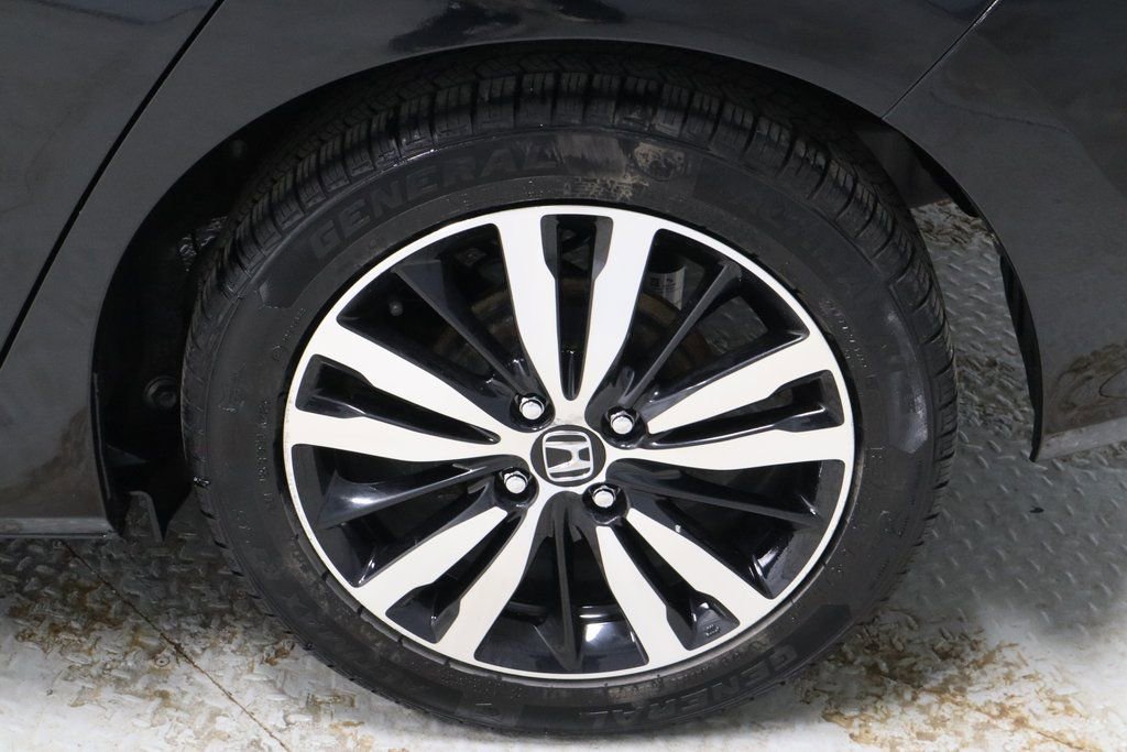 Used 2019 Honda Fit EX image 18