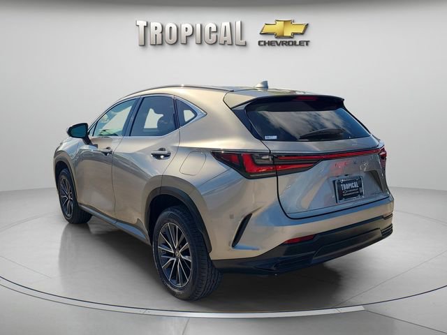 Used 2023 Lexus NX 250 FWD w/ Towing Package (2000 Lbs) image 2