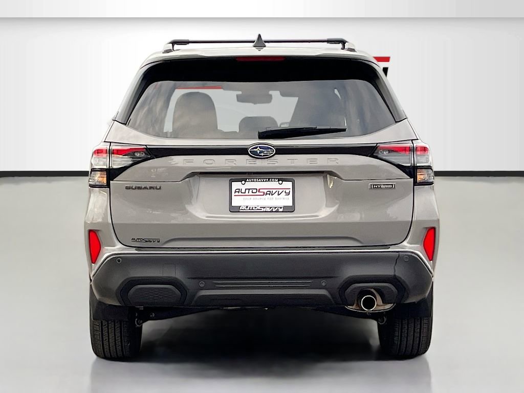 Used 2025 Subaru Forester Touring w/ Touring Package image 6