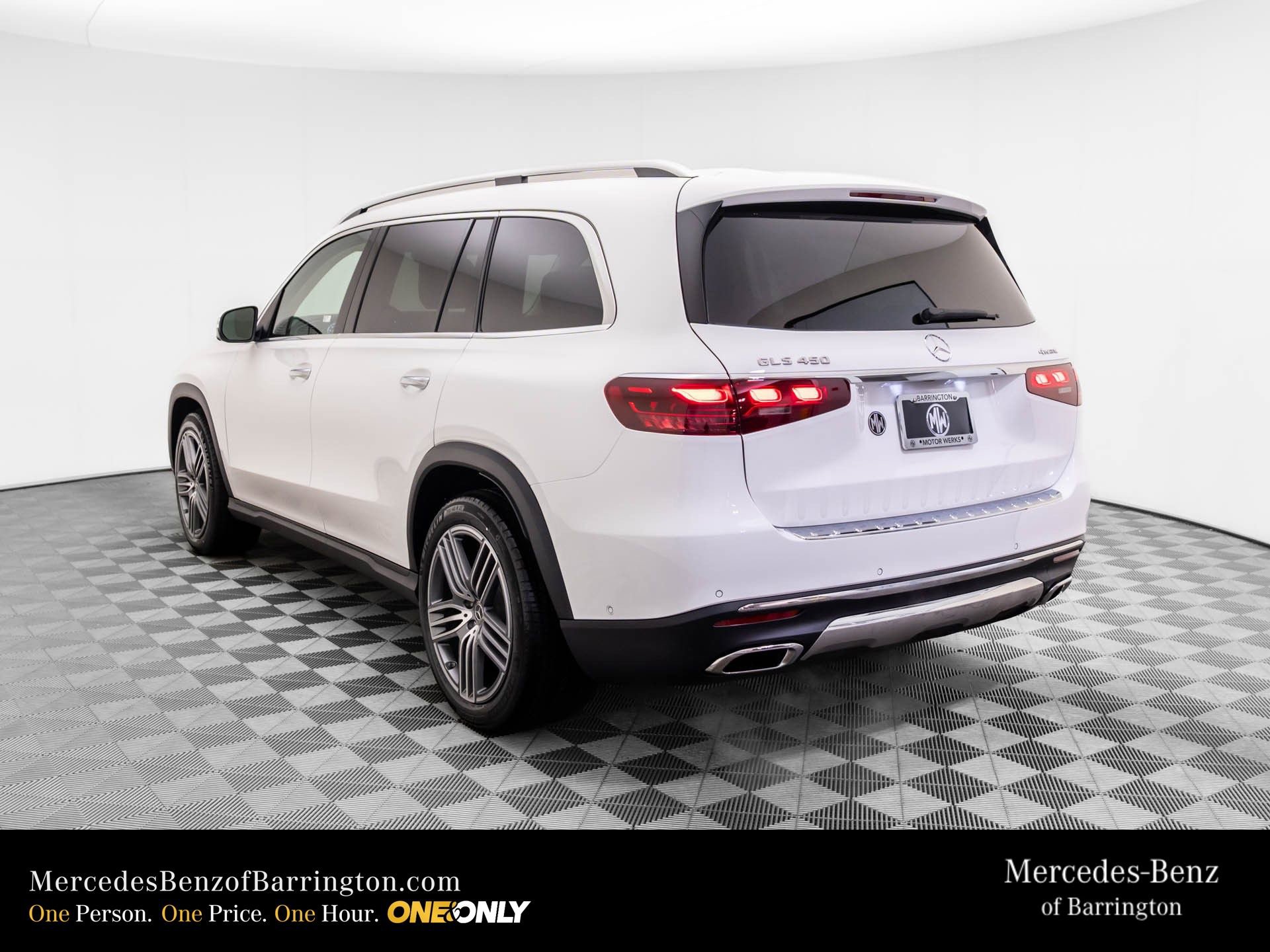 New 2026 Mercedes-Benz GLS 450 4MATIC image 3