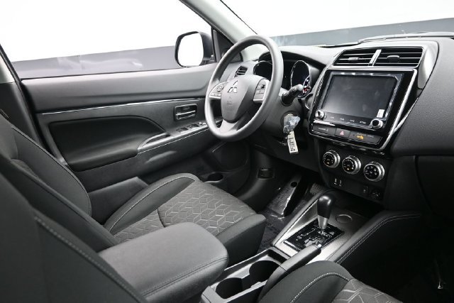 New 2027 Mitsubishi Outlander Sport ES FWD image 12