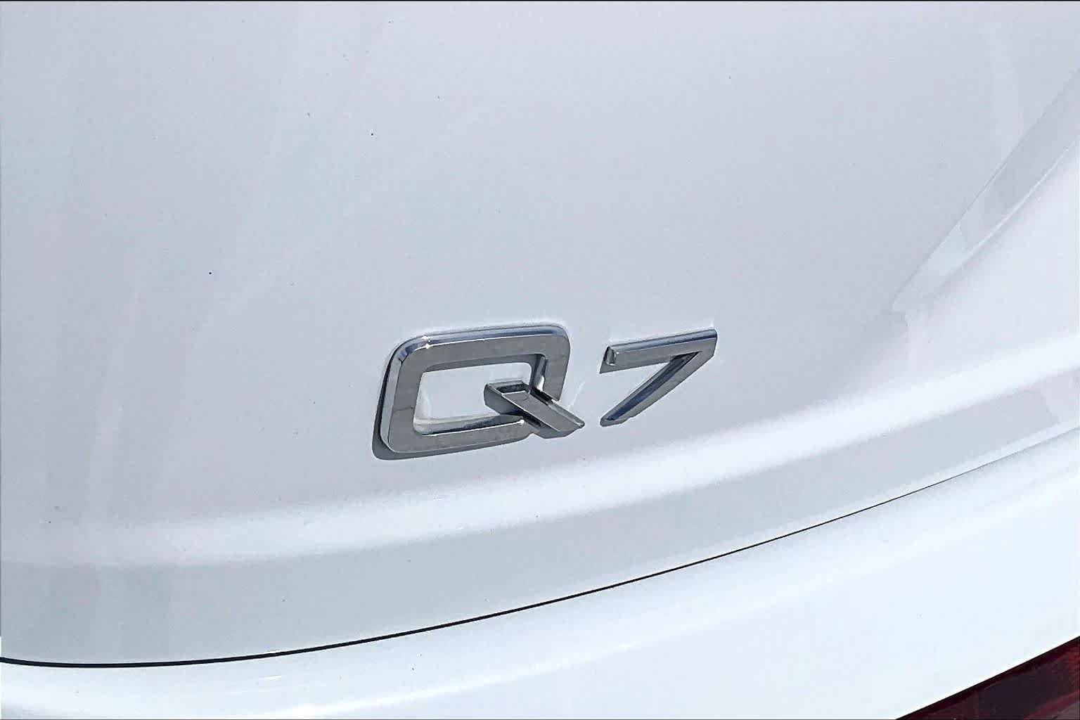 Used 2018 Audi Q7 3.0T Prestige w/ Prestige Package AWD/4WD image 29