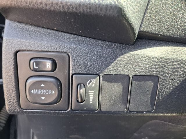 Used 2014 Toyota Corolla L FWD image 23