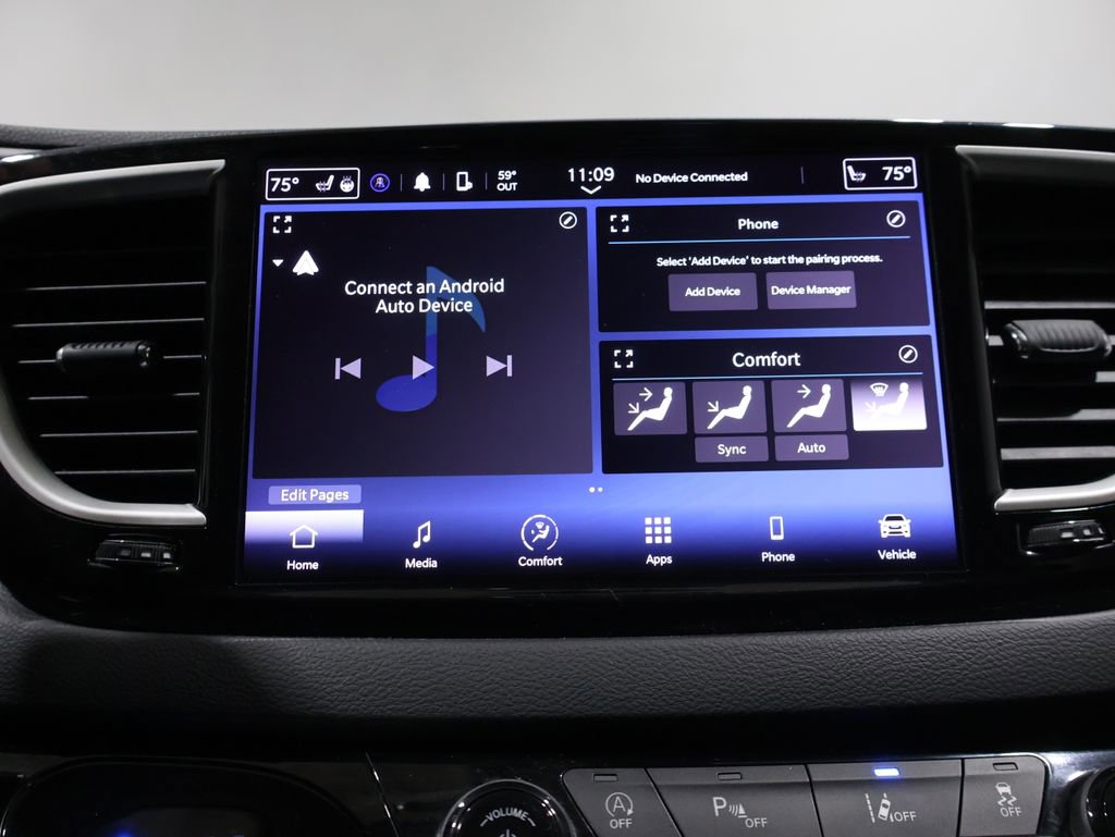 Used 2023 Chrysler Pacifica Touring-L image 24