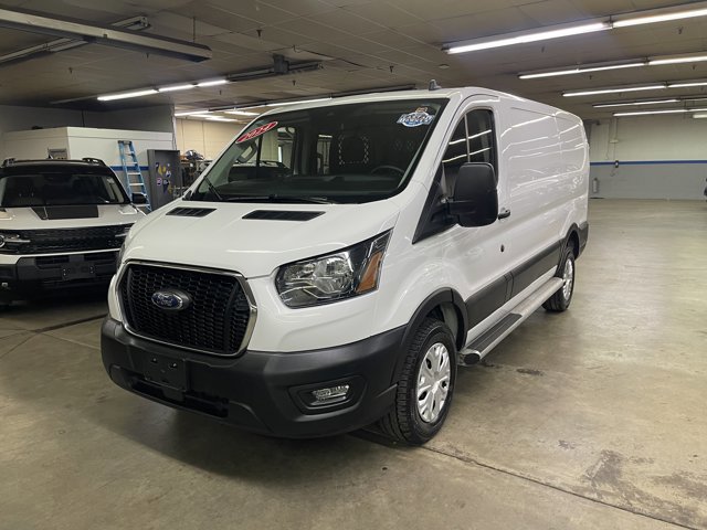 Certified 2024 Ford Transit 250 Low Roof w/ Exterior Upgrade Package RWD image 4