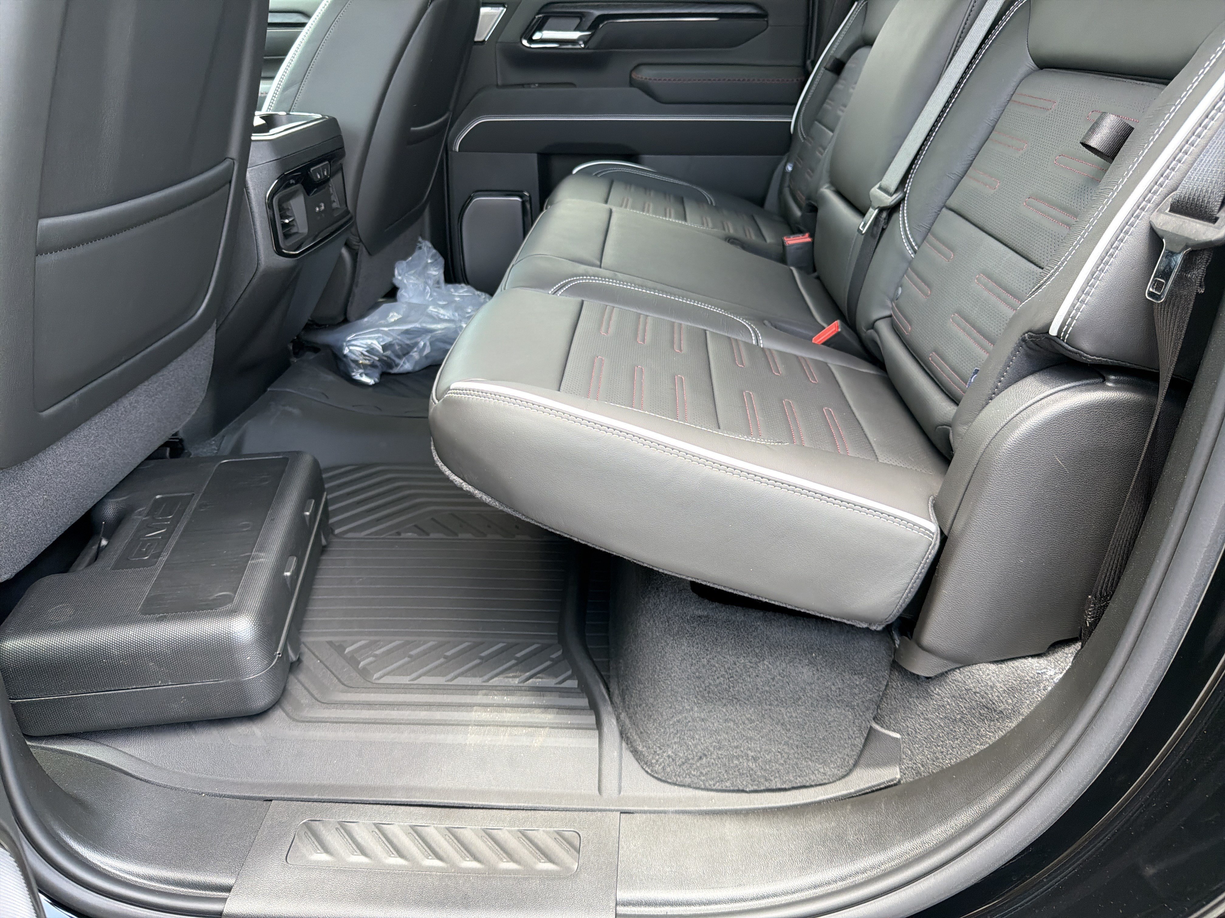 New 2026 GMC Sierra 2500 AT4X w/ AT4X AEV Edition AWD/4WD image 21