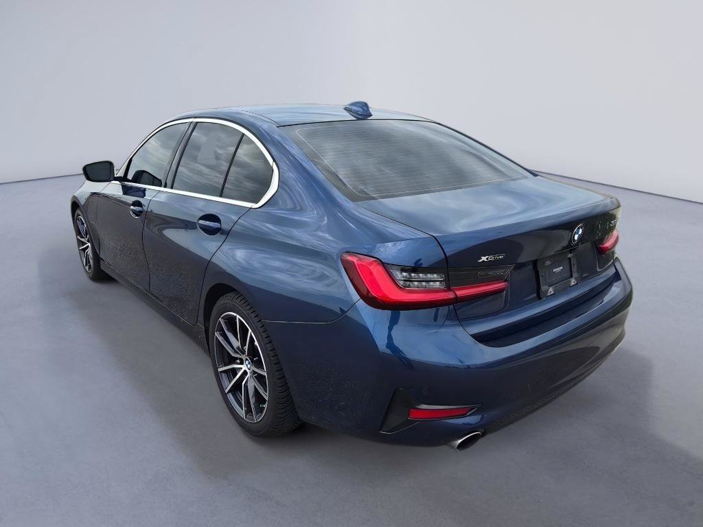 Used 2021 BMW 330e xDrive w/ Premium Package AWD/4WD image 3