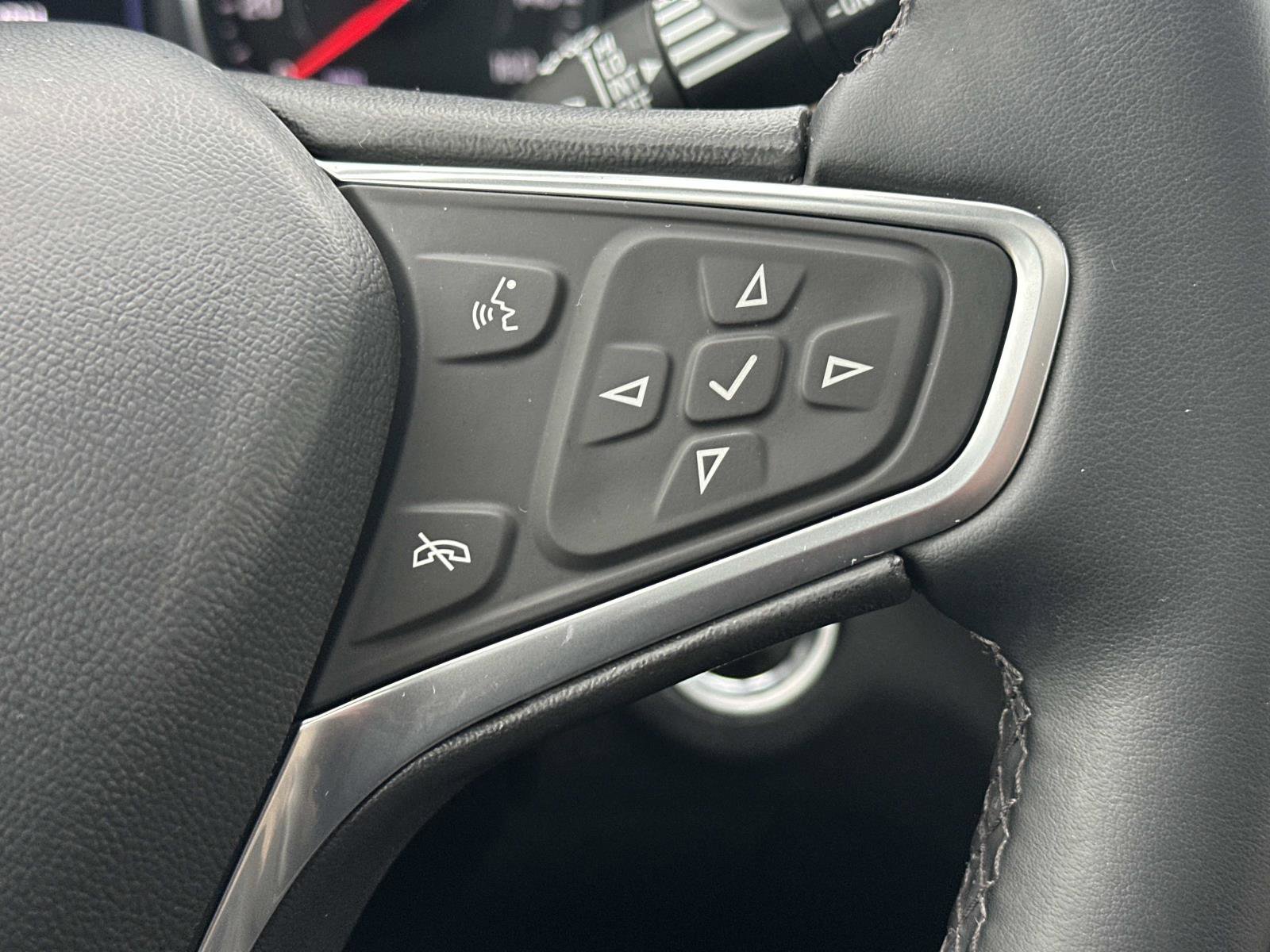 Certified 2023 Chevrolet Equinox Premier image 25