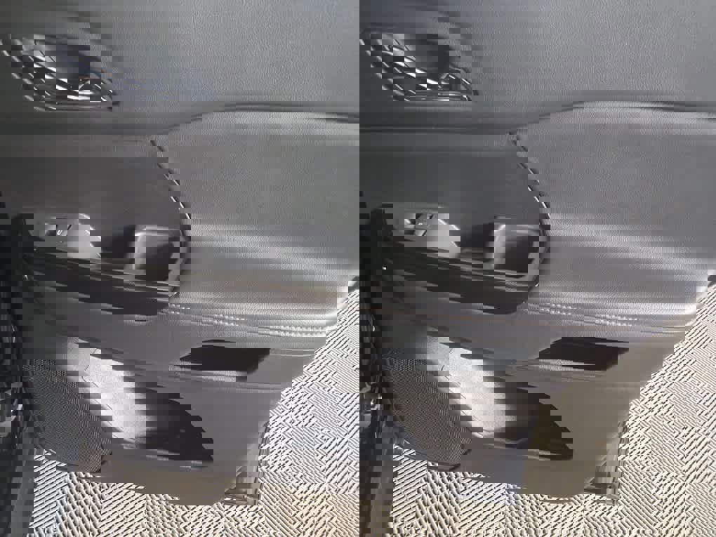 Used 2022 GMC Acadia AT4 w/ Trailering Package image 31