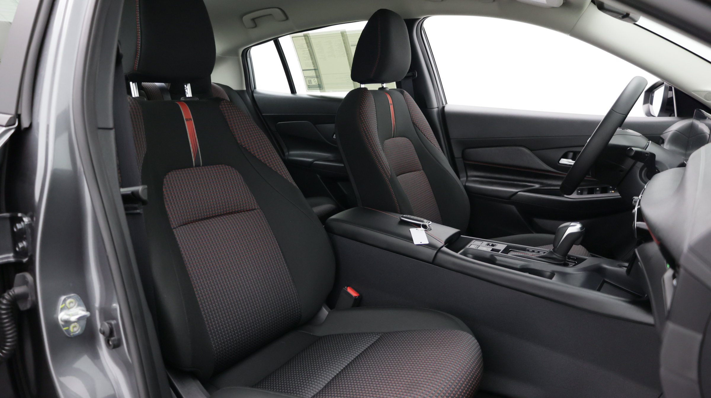 Used 2026 Nissan Sentra SR w/ Floor Mat Package FWD image 37