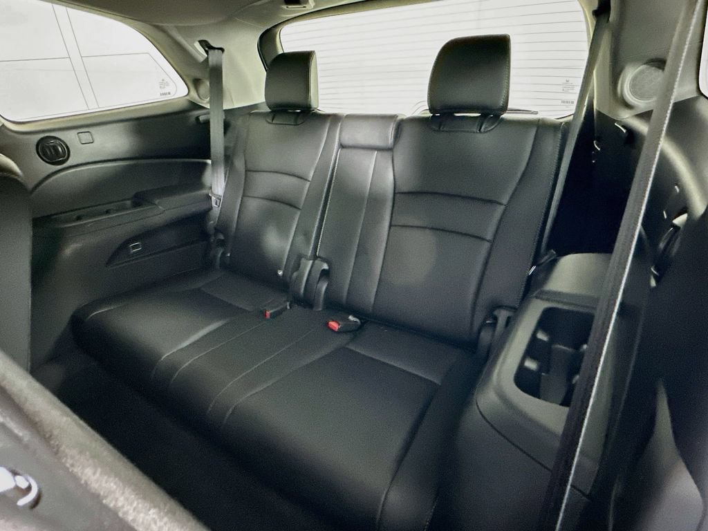 Certified 2017 Honda Pilot Touring image 27