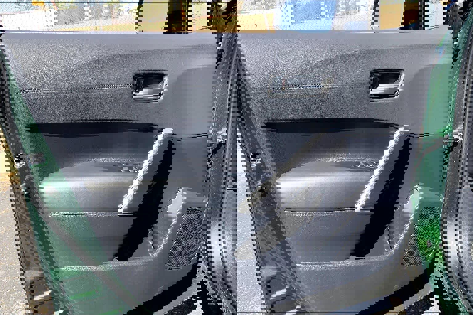 Used 2025 Toyota Corolla Cross XLE w/ Convenience Package image 19