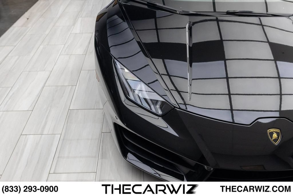 Used 2016 Lamborghini Huracan LP 580-2 RWD image 4