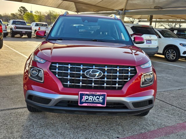 Used 2022 Hyundai Venue SEL w/ Cargo Package FWD image 2