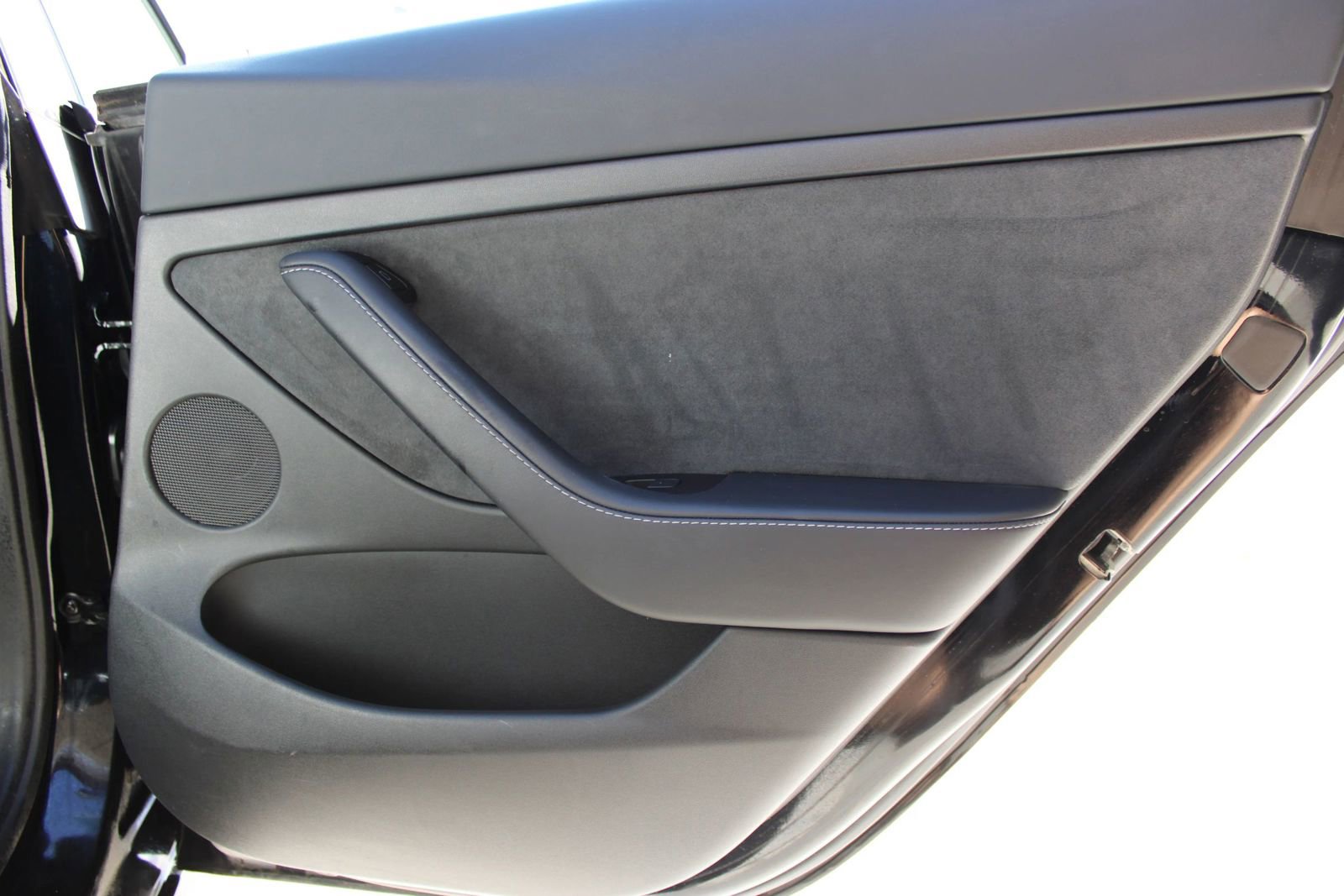 Used 2022 Tesla Model 3 Performance image 17