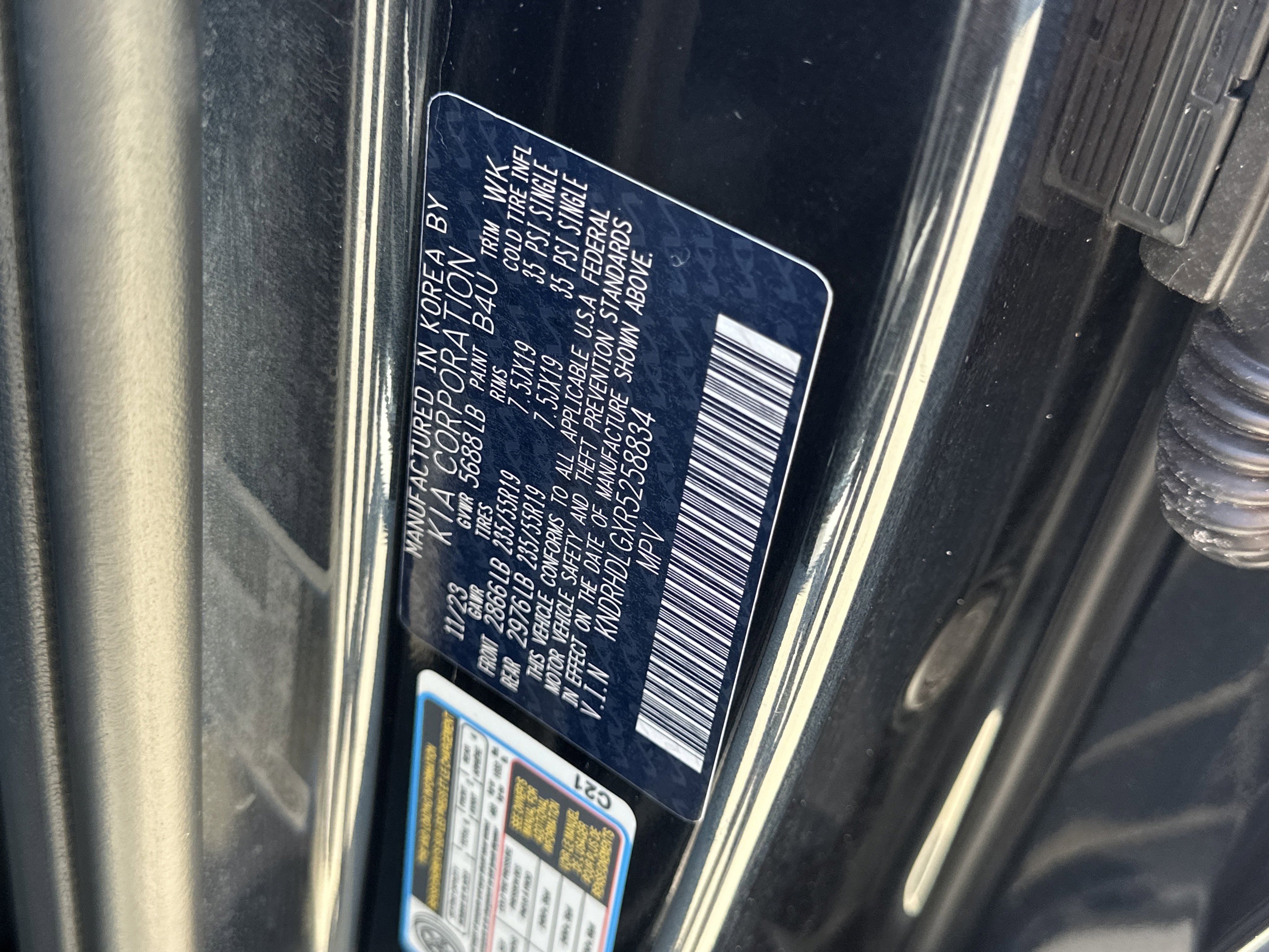 Certified 2024 Kia Sorento EX image 37