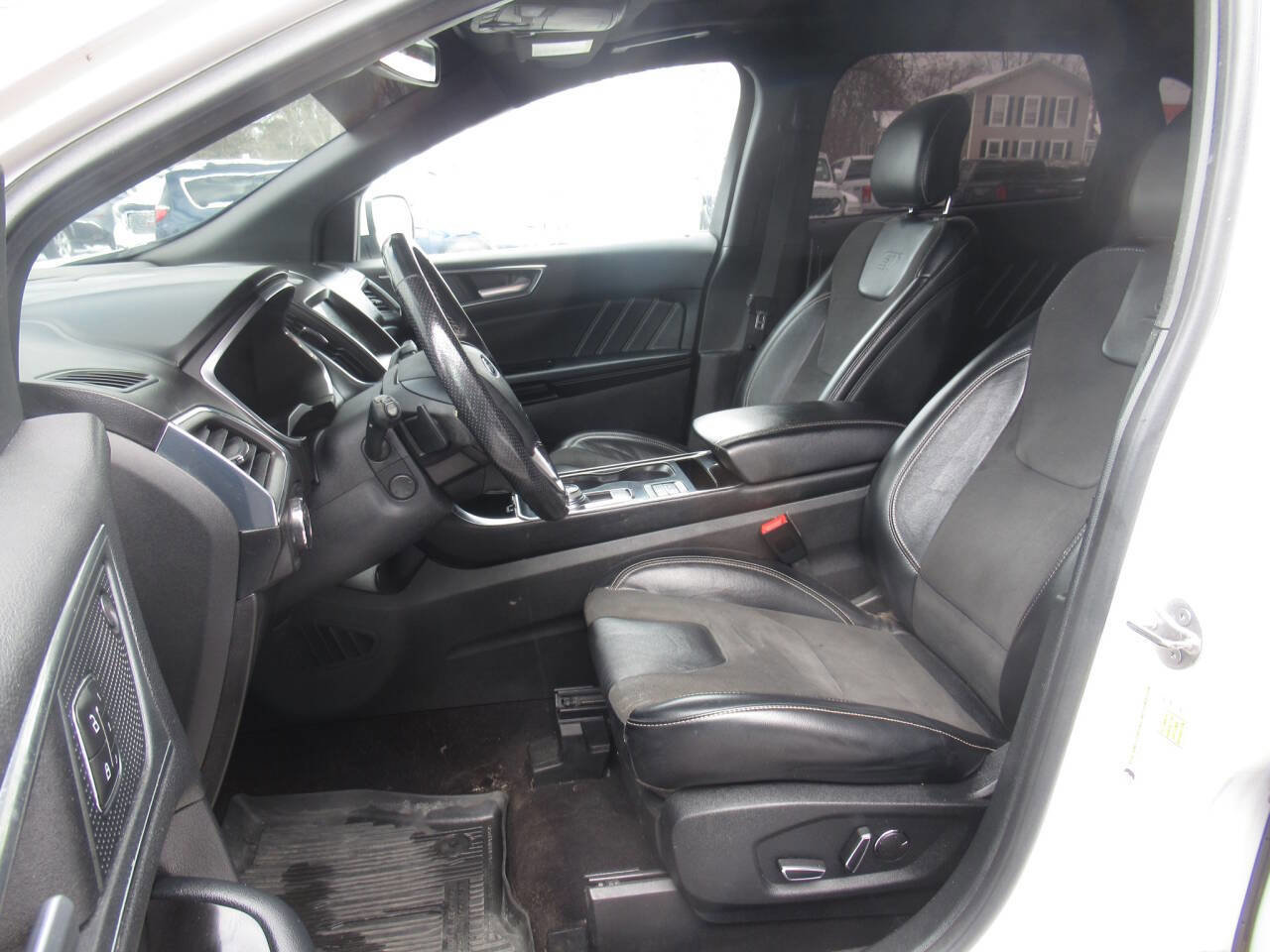 Used 2019 Ford Edge ST w/ Equipment Group 401A image 23