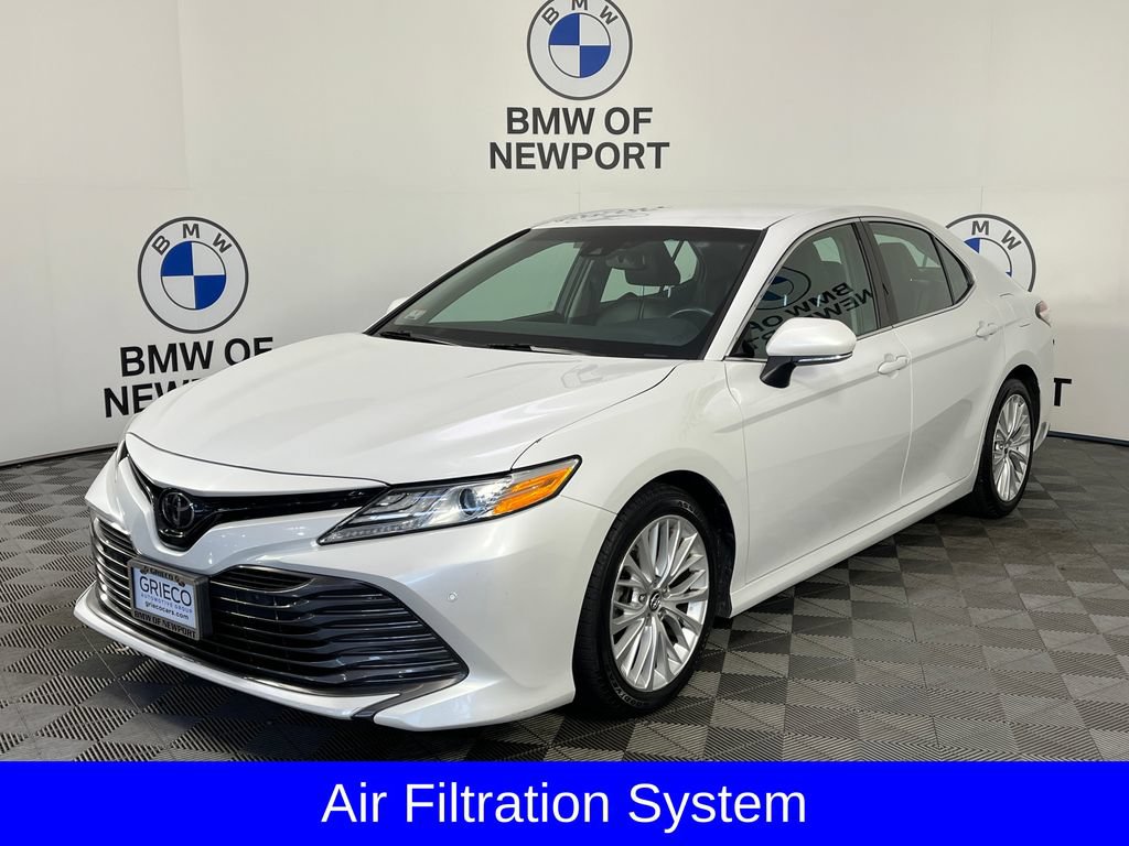 Used 2018 Toyota Camry XLE FWD image 3