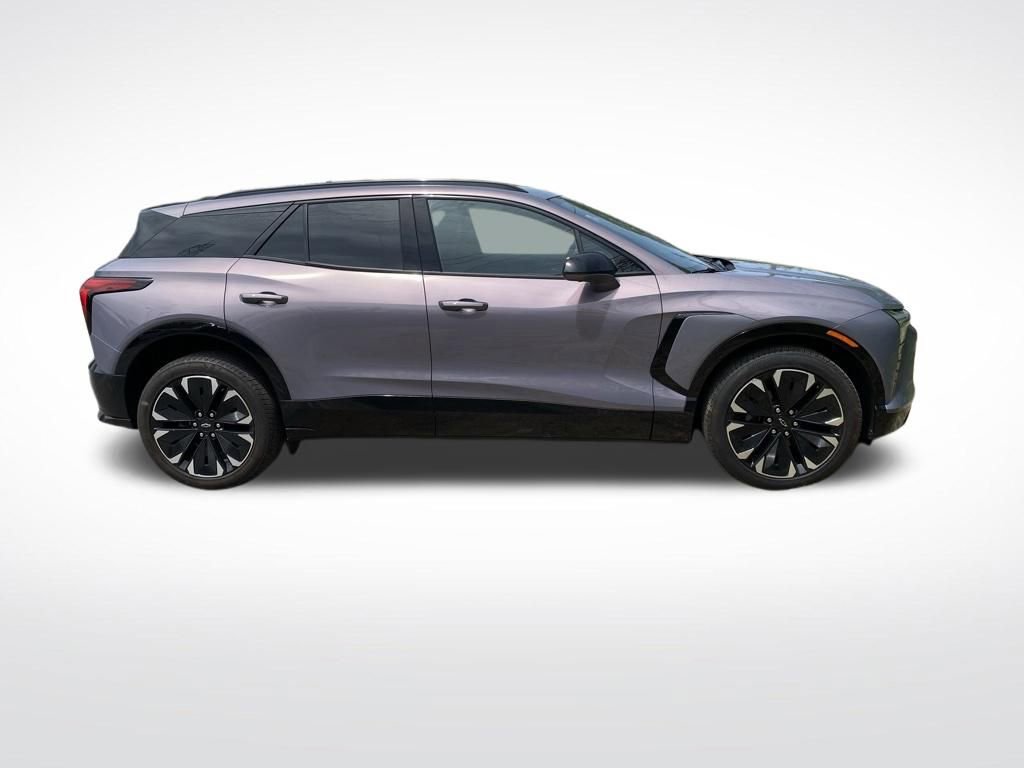Used 2025 Chevrolet Blazer EV RS AWD/4WD image 8