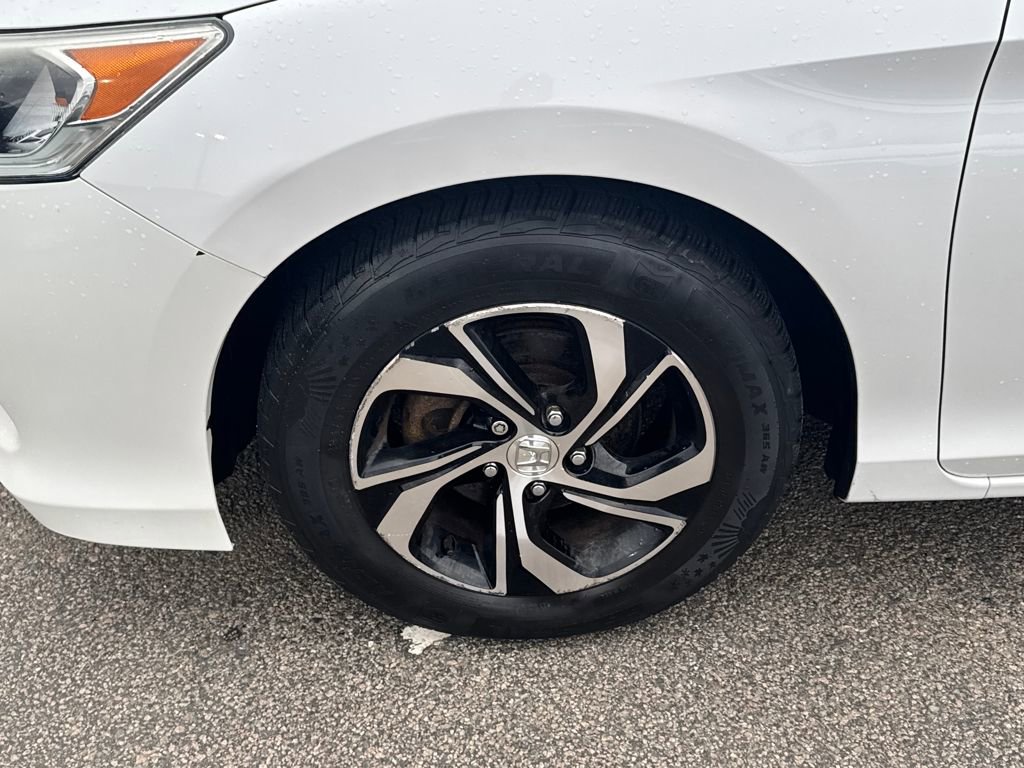 Used 2016 Honda Accord LX image 38