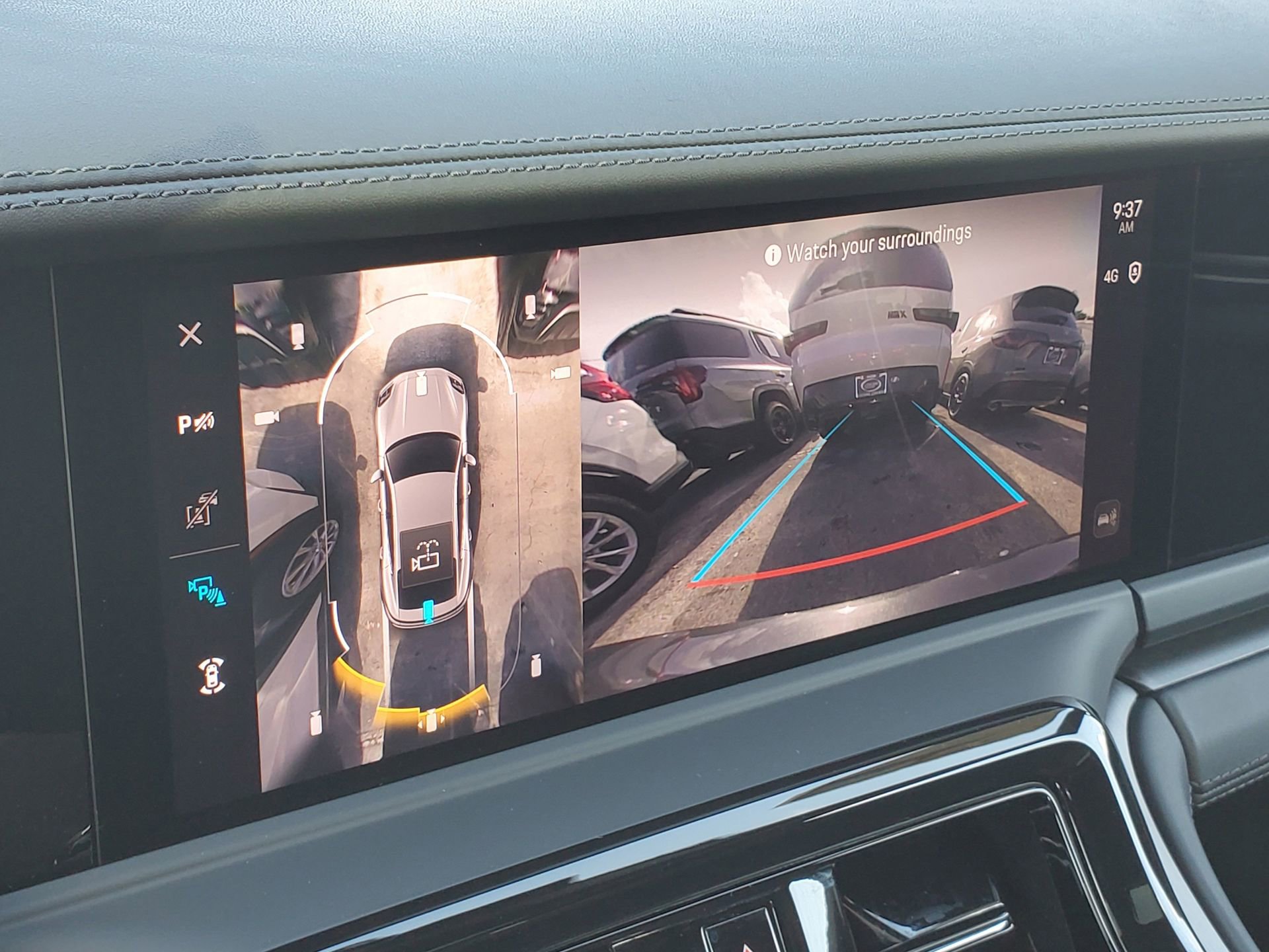 Used 2024 Porsche Panamera w/ Premium Package image 28