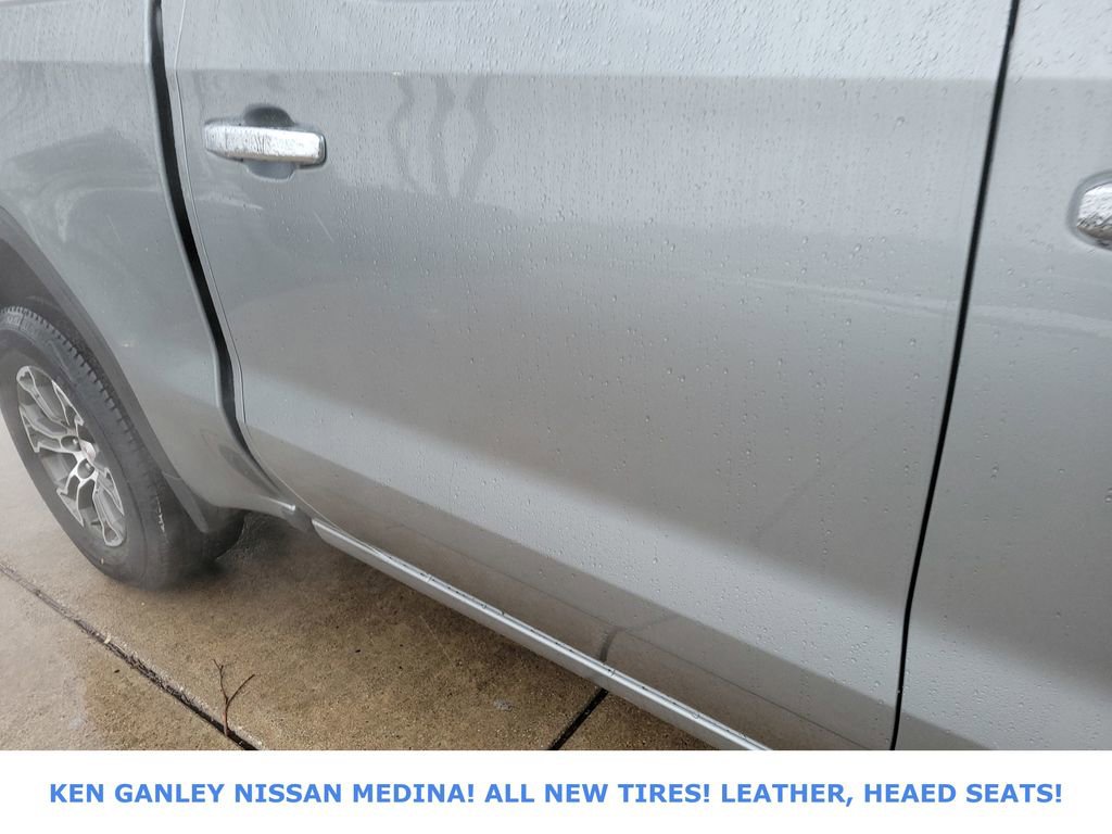 Used 2025 GMC Sierra 1500 SLT image 16