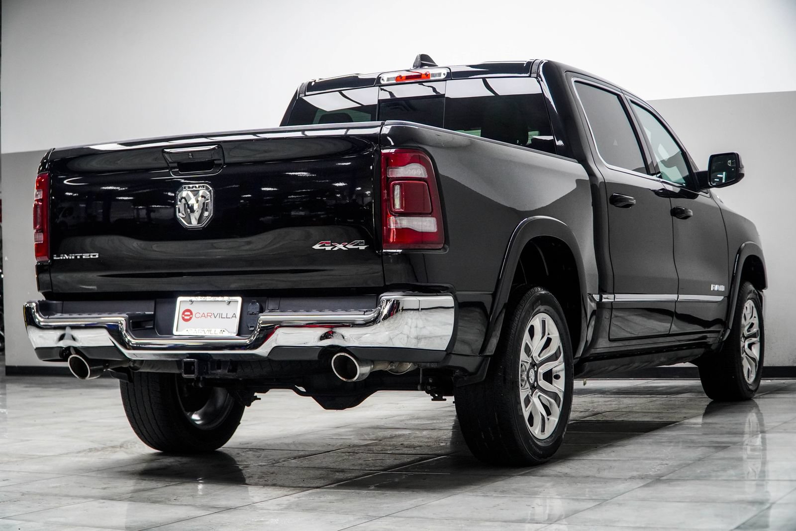 Used 2023 RAM 1500 Limited AWD/4WD image 11