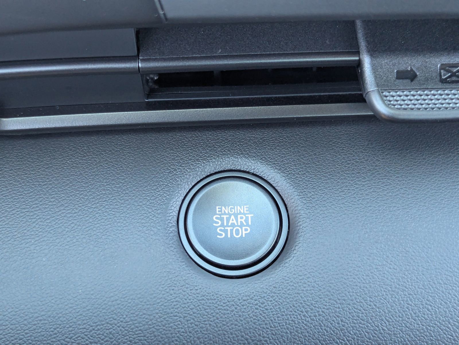 Used 2026 Hyundai Elantra Sport image 30